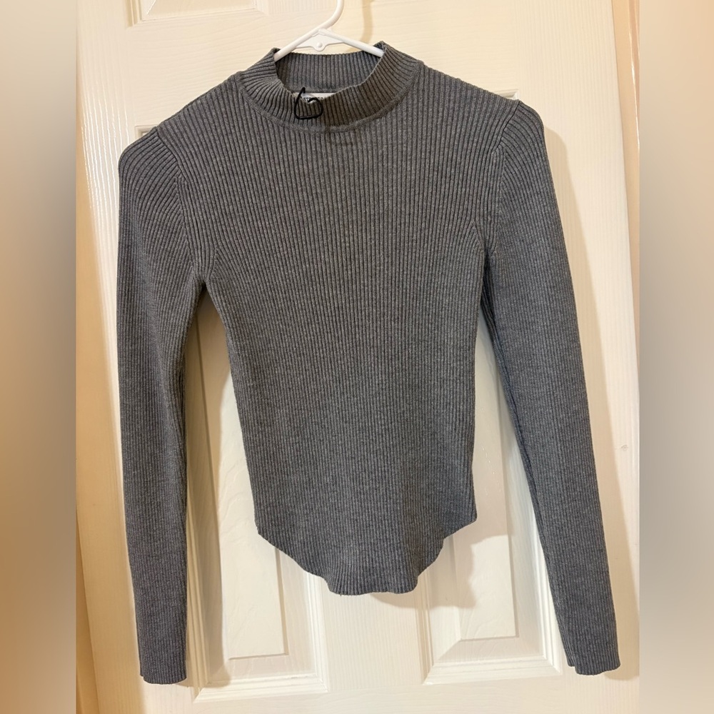 Stradivarius Charcoal Ribbed Long Sleeve Top - Picture 4 of 10